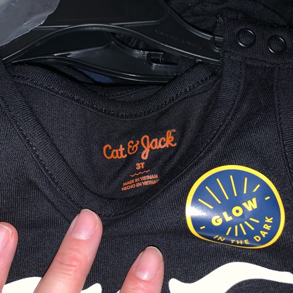 Cat & Jack Black Skeleton Glow in Dark Romper - Picture 8 of 9